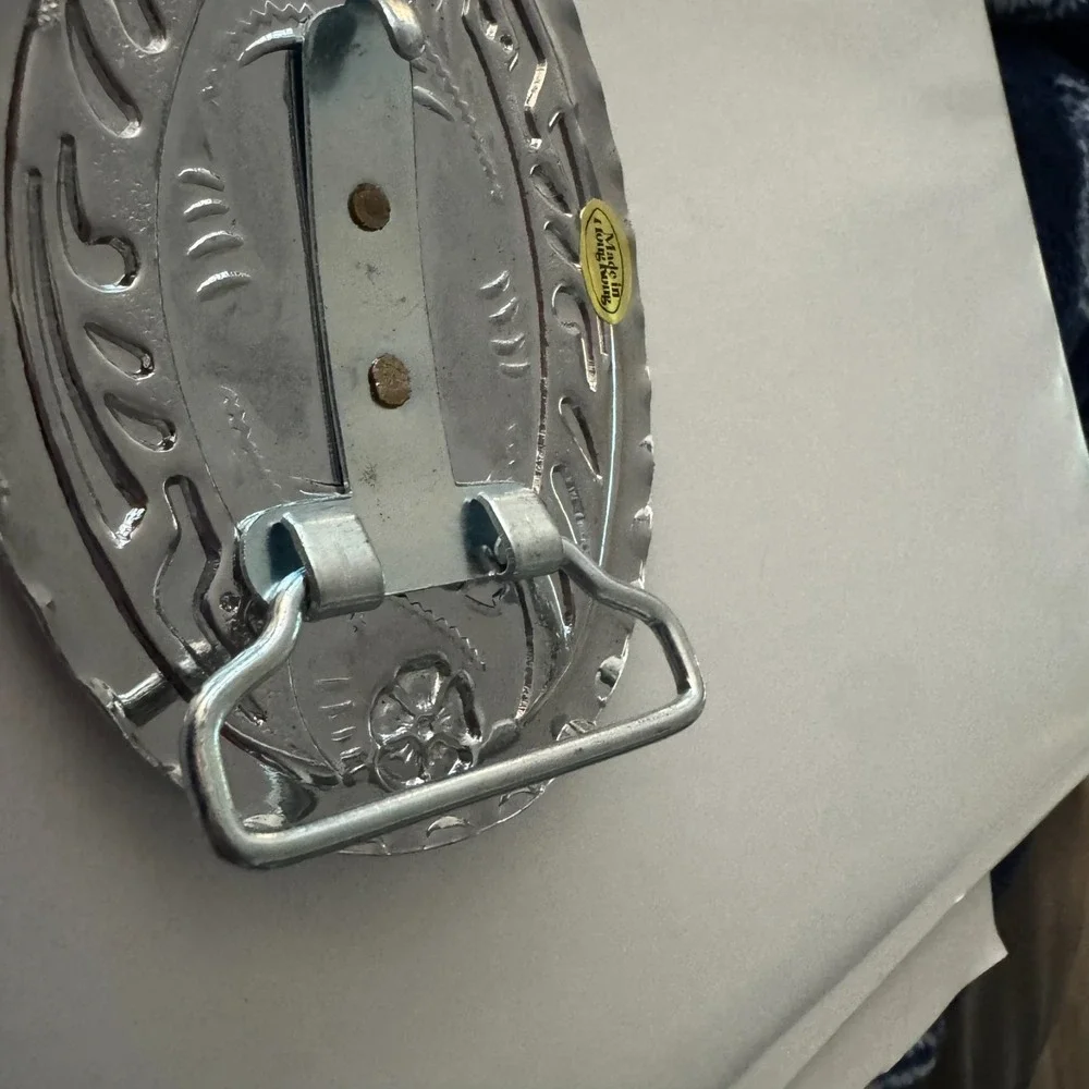 Cowboy Hat‎ Revolver Gun Western Style Belt Buckle